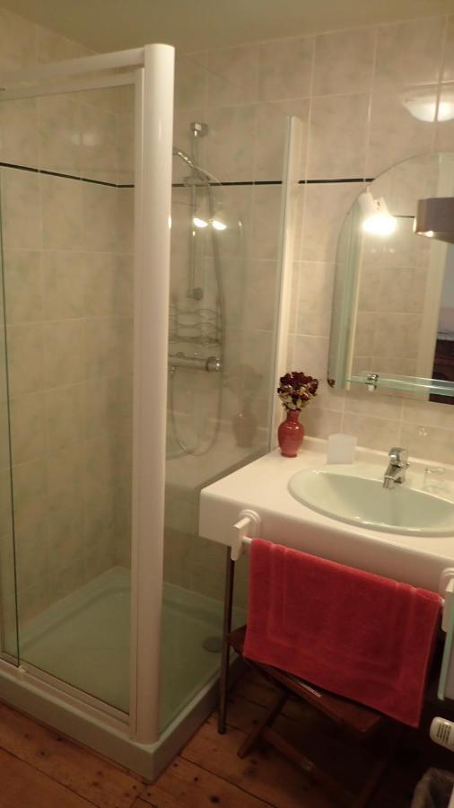 Maison D'Hotes La Nichee Rochefort-Montagne Zewnętrze zdjęcie