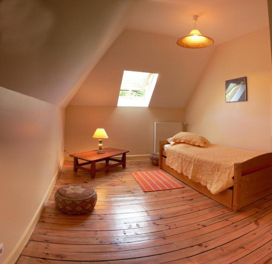 Maison D'Hotes La Nichee Rochefort-Montagne Zewnętrze zdjęcie
