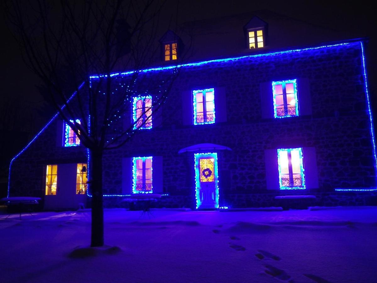 Maison D'Hotes La Nichee Rochefort-Montagne Zewnętrze zdjęcie